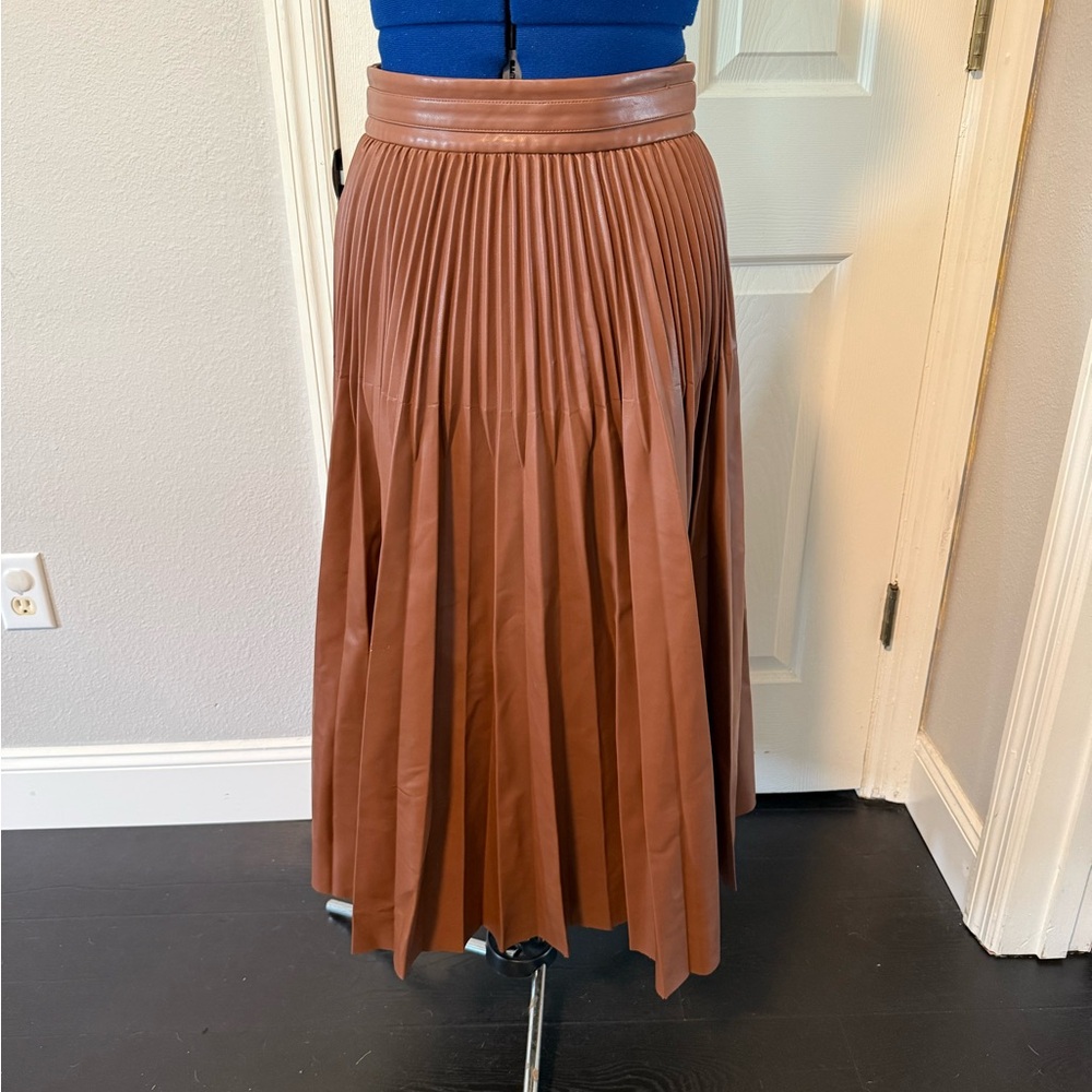 BCBGMaxAzria Brown Pleated Midi Skirt for Work